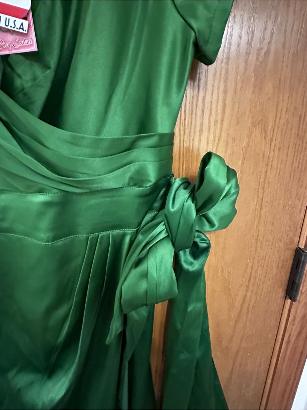 NWT Pinup Couture Ava Faux Wrap Wiggle Dress Emerald Green Satin Slit Bow XL - Picture 2 of 8
